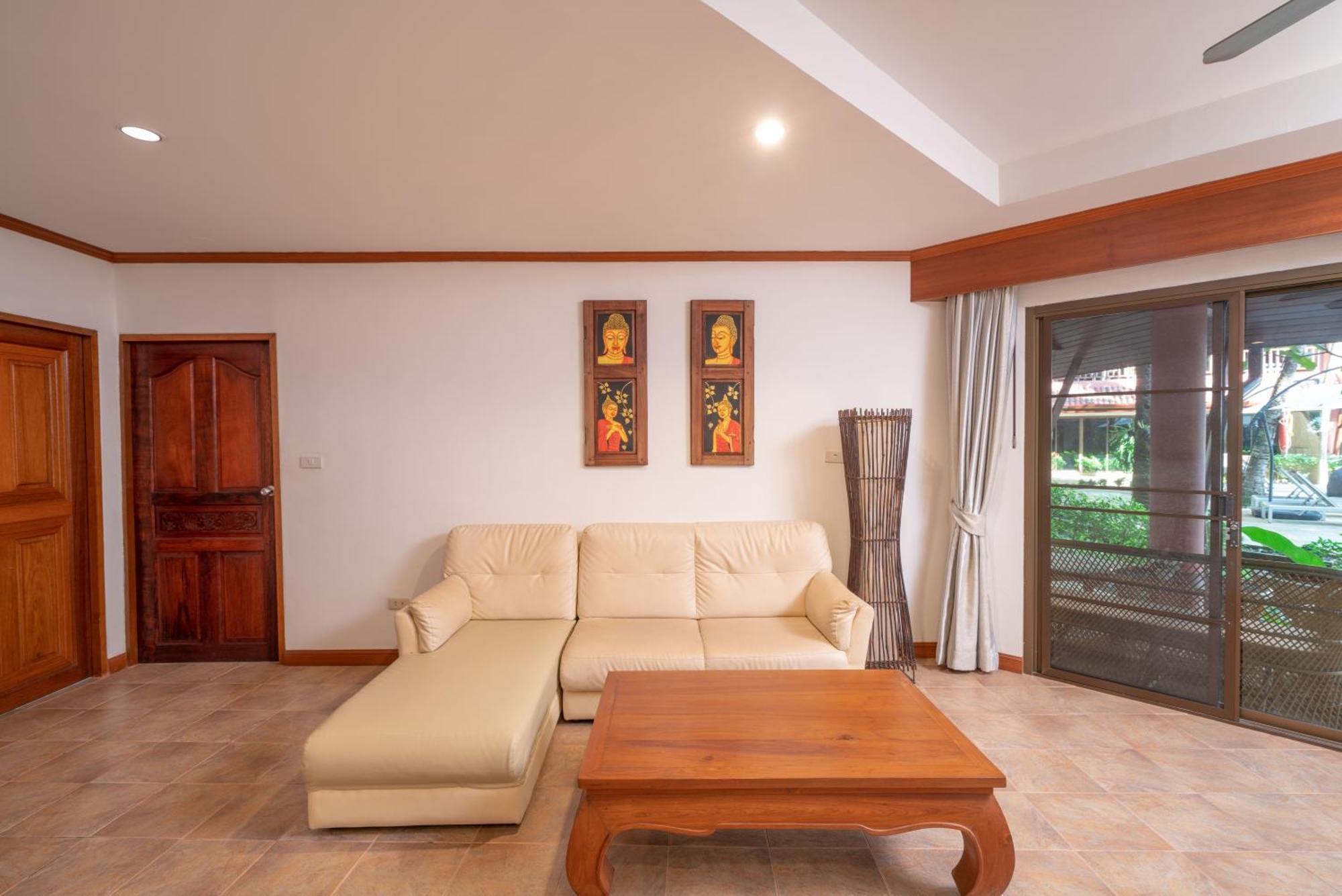 Sai Rougn Apartment Patong Eksteriør billede