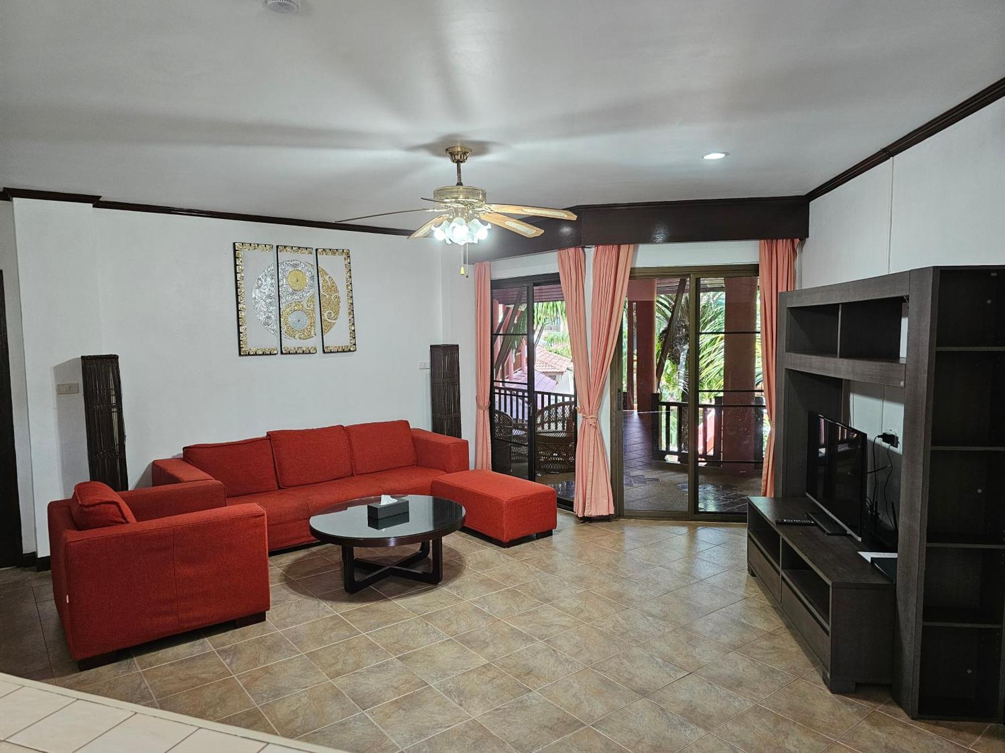 Sai Rougn Apartment Patong Eksteriør billede