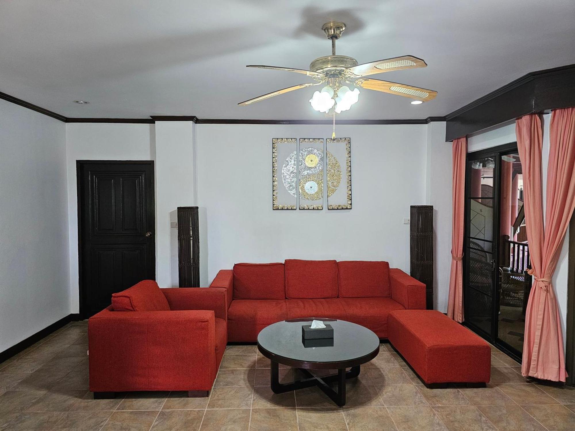 Sai Rougn Apartment Patong Eksteriør billede