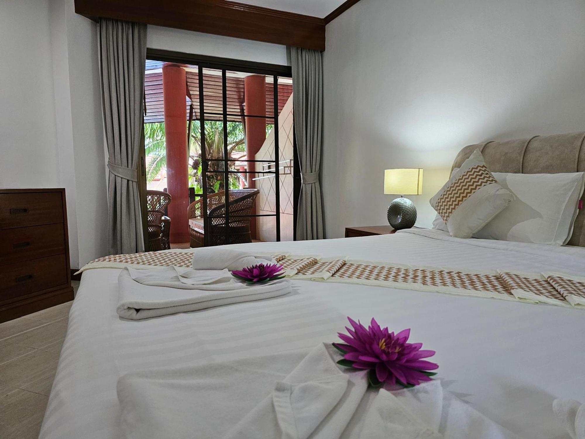 Sai Rougn Apartment Patong Eksteriør billede