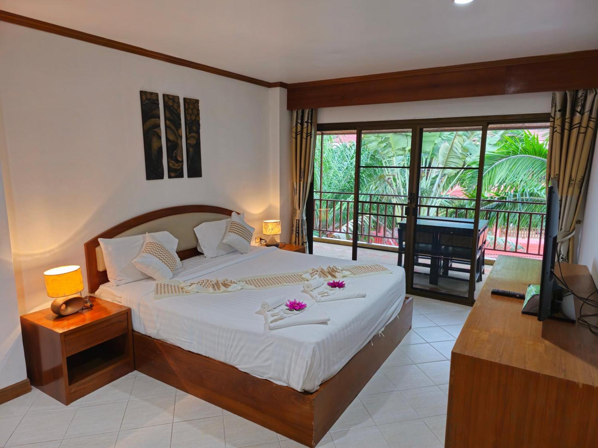 Sai Rougn Apartment Patong Eksteriør billede