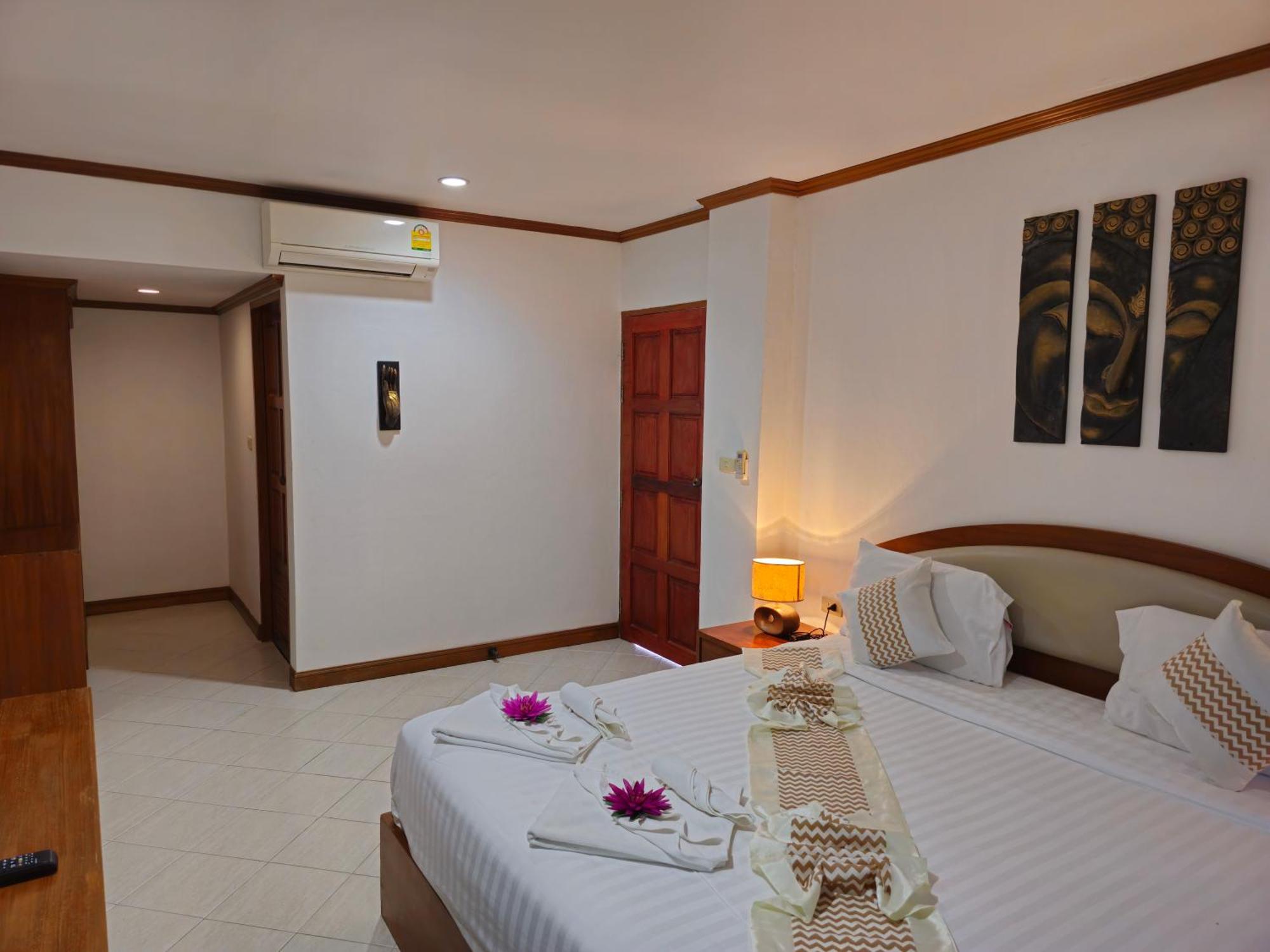 Sai Rougn Apartment Patong Eksteriør billede